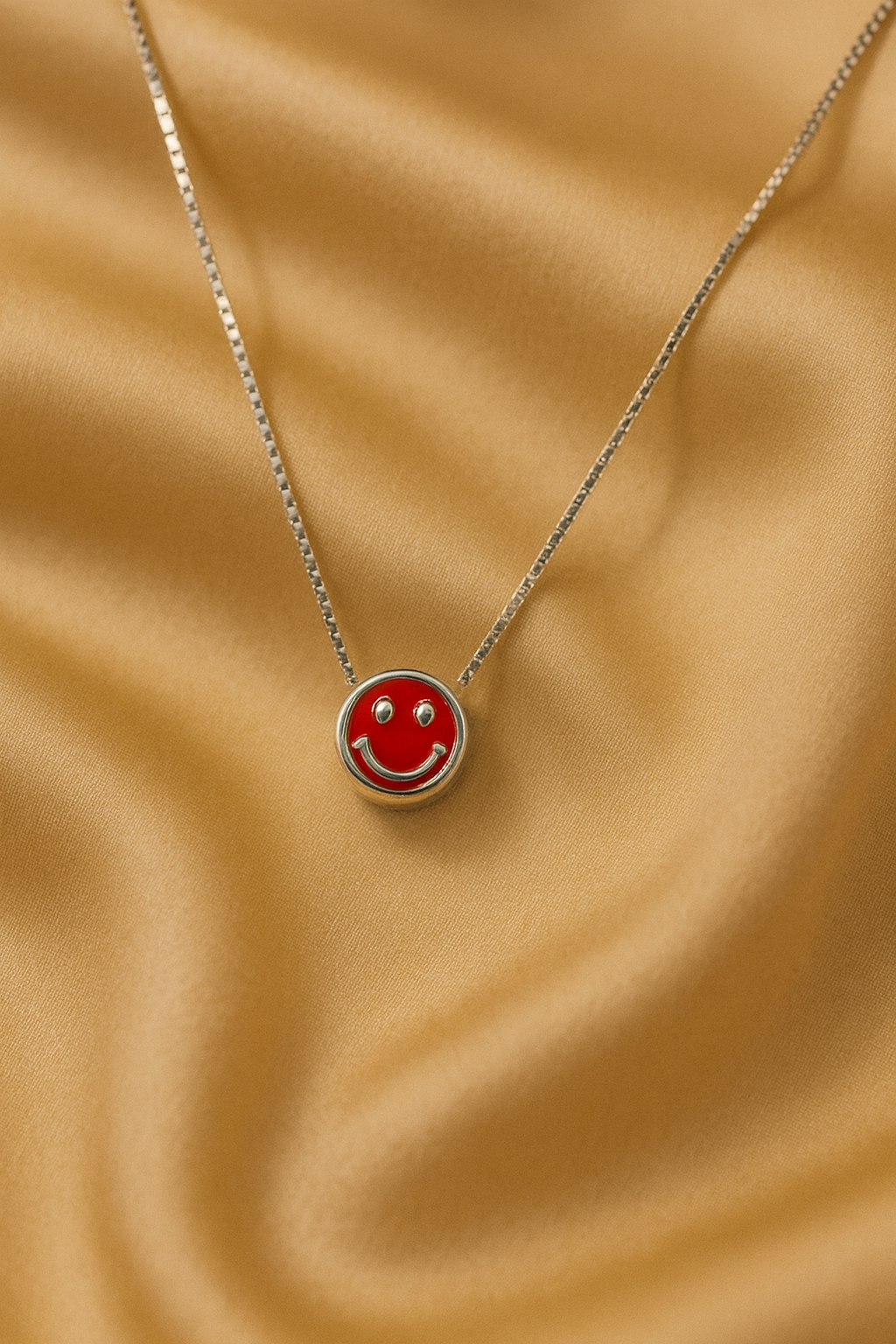 Cute Smiley Face Pendant Necklace (925 Silver)