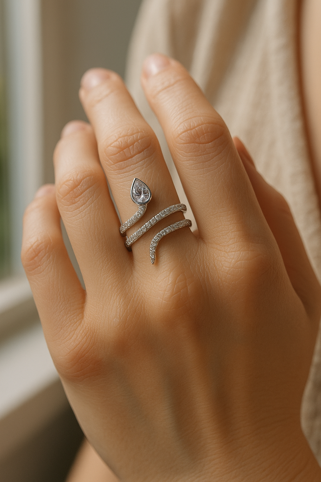 Dazzling Silver Crystal Wrap Ring for Statement Elegance - Image 5