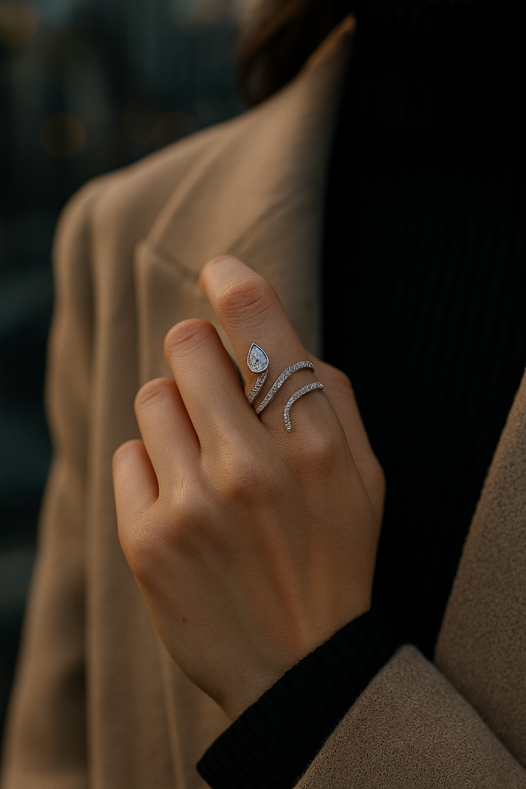 Dazzling Silver Crystal Wrap Ring for Statement Elegance - Image 7