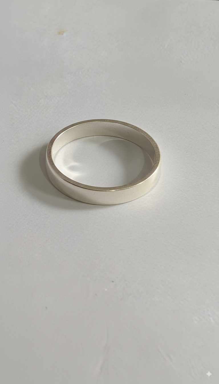 Minimal Plain Silver Band Ring for Everyday Wear - Image 2