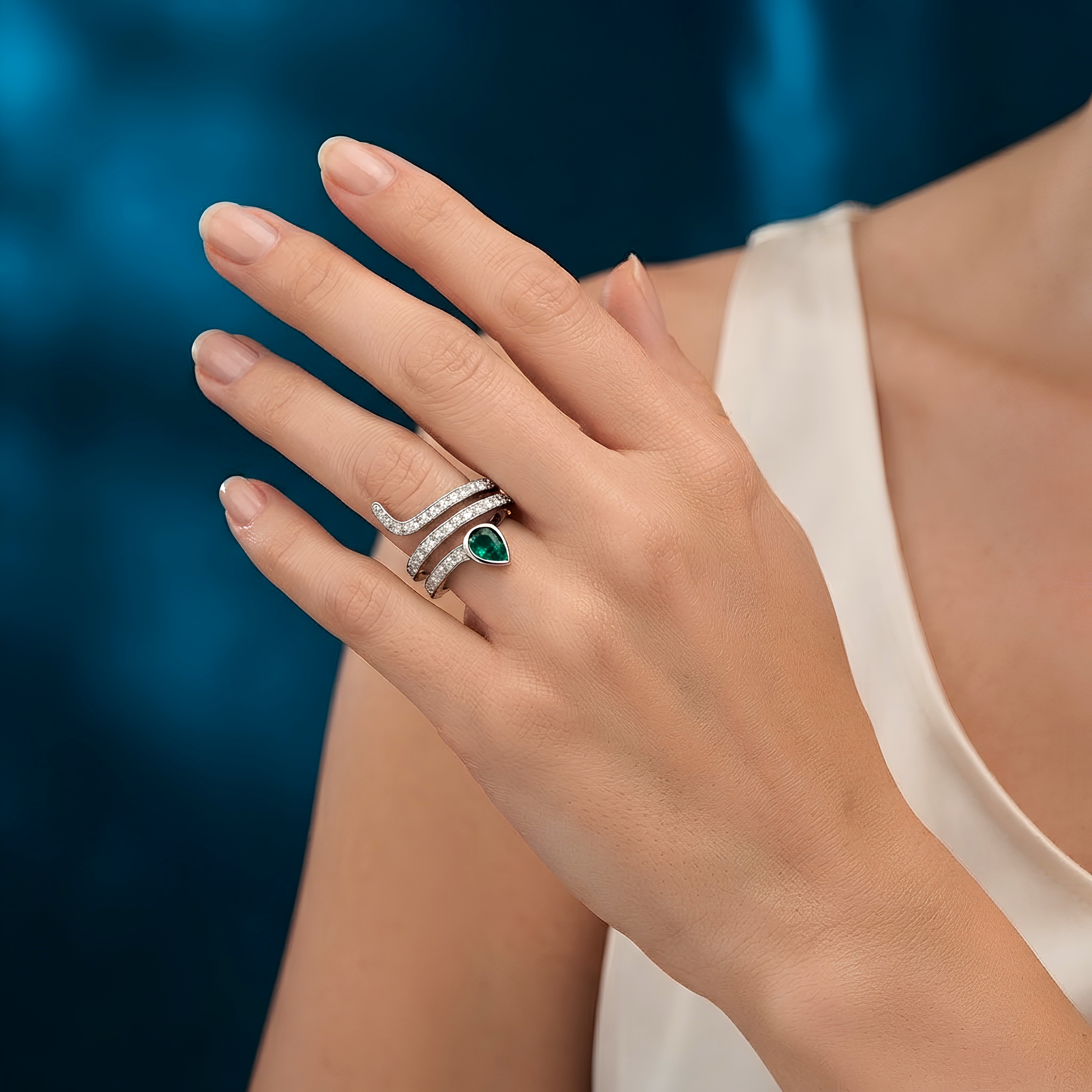 Emerald Elegance Crystal Wrap Ring in Sterling Silver - Image 5